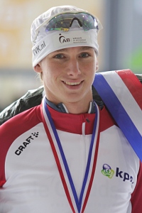 Simon Schouten als Nederlands Kampioen in de Eerste Divisie.