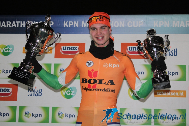 Sam Boon was de grote winnaar in de Eerste Divisie, hij ging zowel met de cup in het algemene als jongerenklassement naar huis.
