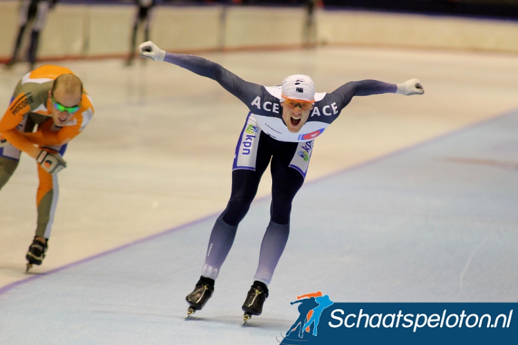 Christiaan van den Berg won de tweede wedstrijd in het 6-Banentoernooi