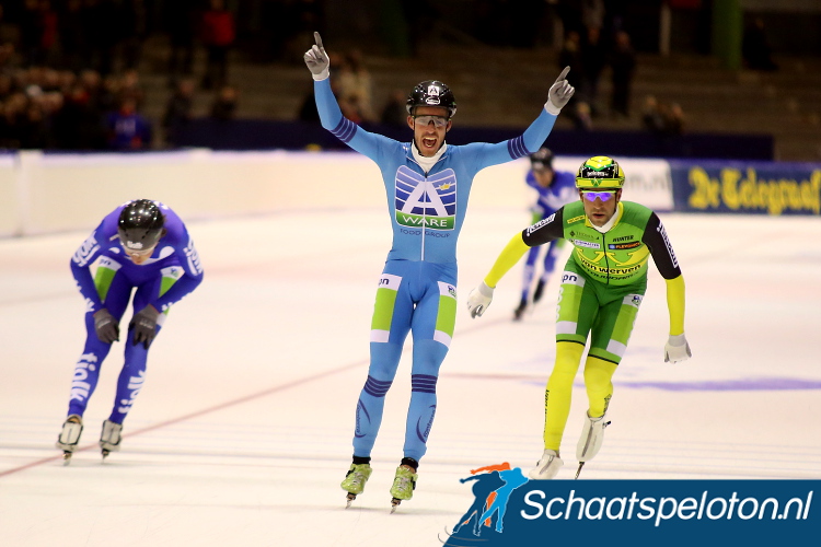 Ingmar Berga finishte na 1 uur, 3 minuten en 25 seconden, een nieuw Wereldrecord op de 125 ronden.