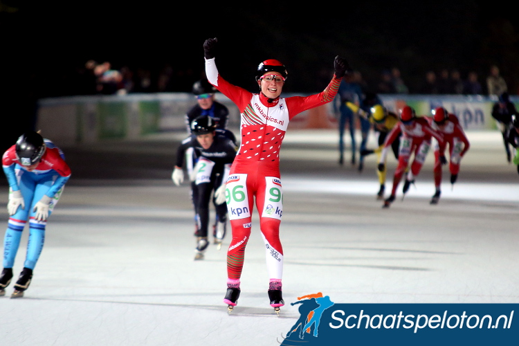 Francesca Lollobrigida won vorig seizoen de openingsmarathon in Amsterdam. Vanavond is de hoofdstad voor de twintigste keer de startplaats van het marathonschaatsseizoen.