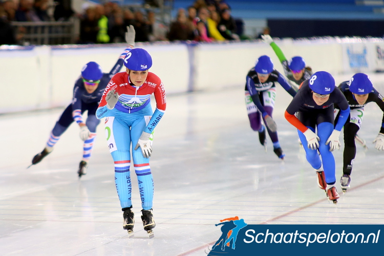 Irene Schouten komt in de finale als eerste over de streep en pakt de eindzege in de Mass-startcompetitie