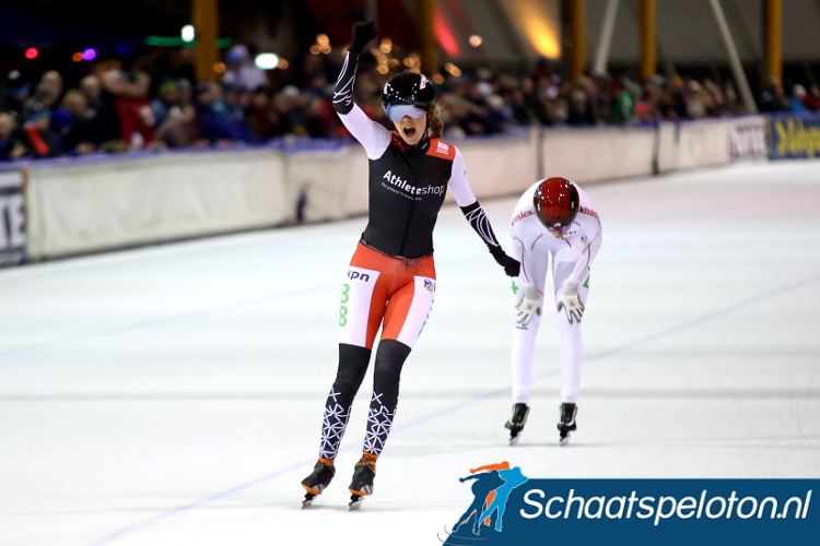 Lisa van der Geest kon in Tilburg haar eerste zege van het seizoen bejubelen.