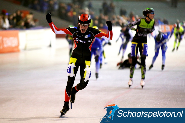 Wabe de Rooij soleerde naar de Nederlandse titel bij de Junioren B, hij hield Jordy van Workum en Tom den Heijer achter zich.