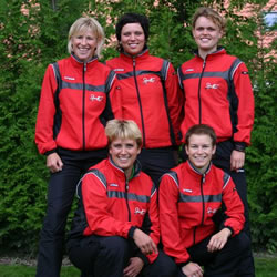 In Landjuweel Aardappelen en Handelsonderneming BTN de Haas heeft de oude Enkhuizer Almanak ploeg van Jolanda Langeland toch nog sponsoren gevonden voor het nieuwe seizoen.