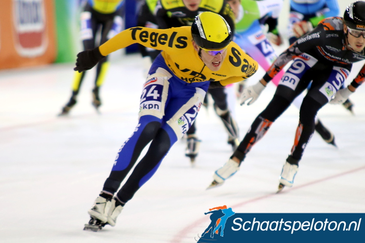 Jasper van Mierle schaatst volgend seizoen bij Schaatsteam Gelderland dat het Van den Hoogen-team na 16 jaar vervangt.