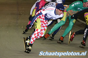 Yoeri Lissenberg, hier in de kleuren van InterCarParts.nl opweg naar de derde plek in de achtste Essent Cupwedstrijd in Den Haag, verhuist volgend seizoen naar de ploeg van Adformatie/Kras Reizen.