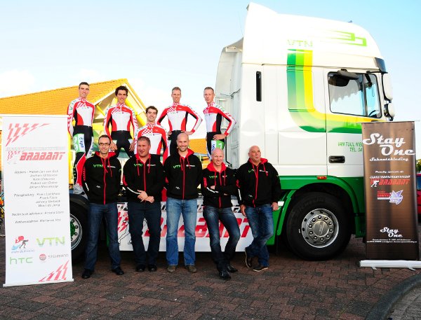 Het Team Brabant presenteert zich voor het nieuwe seizoen.