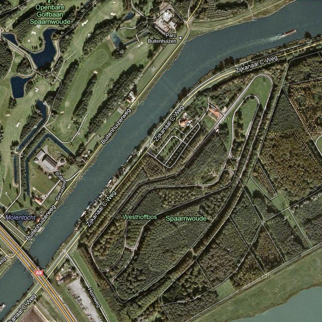 De nieuwe trajectijsbaan zal worden aangelegd rond het wielerparcours in het Westerhoffbos.